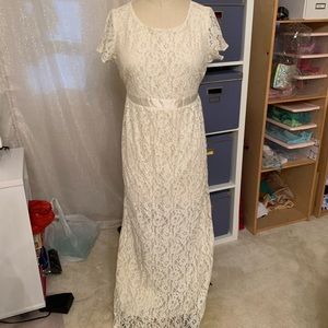 Motherhood maternity white lace maxi dress